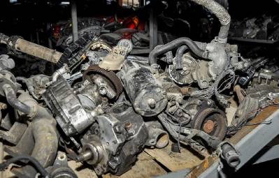 JEEP ÇIKMA BENİN DİZEL POMPALARI ADNAN TÜRK OTO 'DA